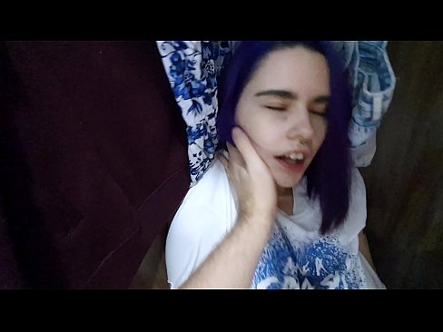 ❤️ Fant min søster i skapet og hjalp henne med å komme Porno vk hos oss